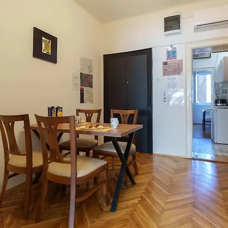 Budislav Lovely Belgrad