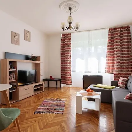Budislav Lovely Apartment *