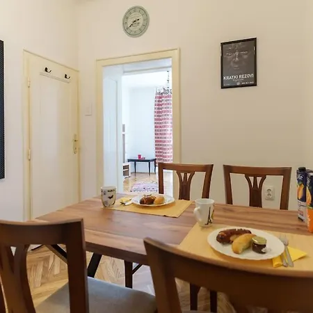 Budislav Lovely Apartment