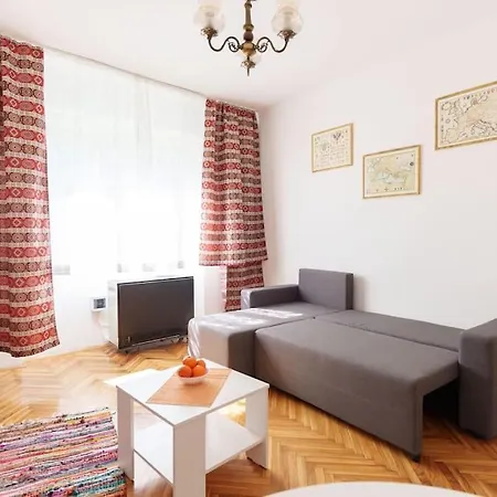 Budislav Lovely Appartamento Belgrado